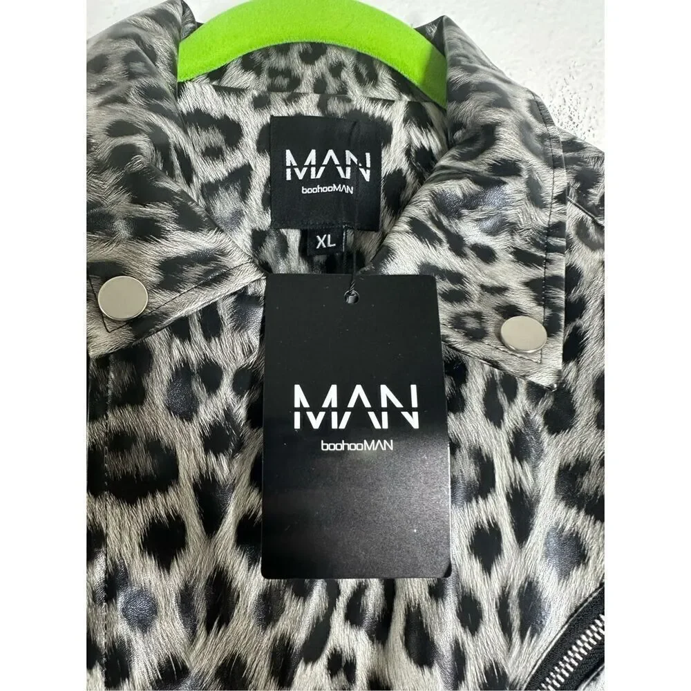 NWT MAN Boohoo Women Animal Print Polyurethane Zip Rein Jacket Size XXL Belted